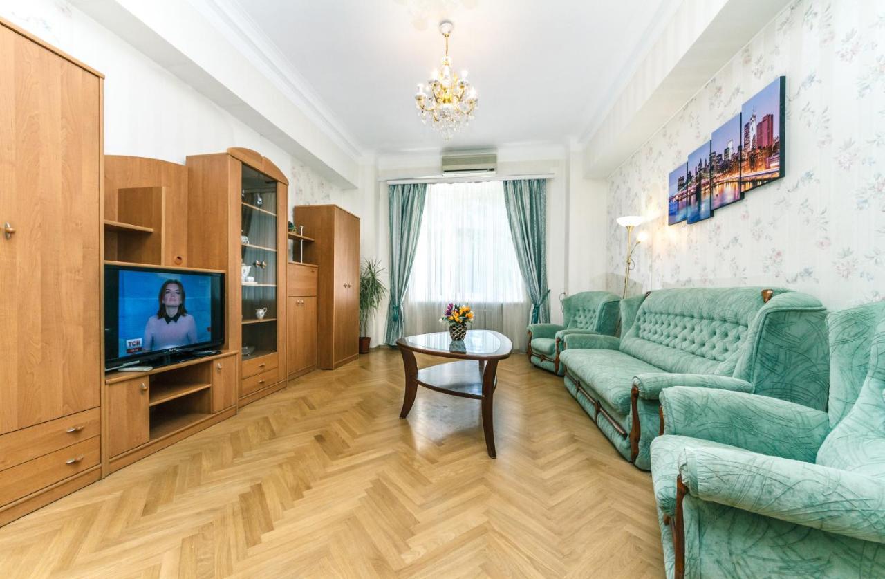 Khreschatyk Apartments Kiev Bagian luar foto